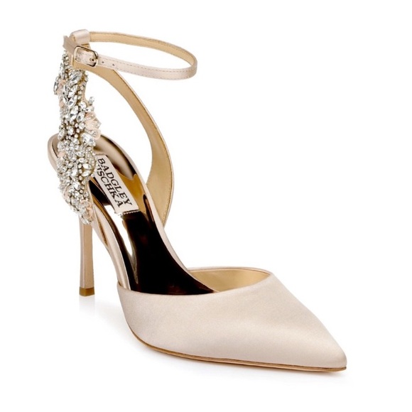 Badgley Mischka | Blanca Strappy Crystal
Stilettos | 8.5 - Picture 2 of 11
